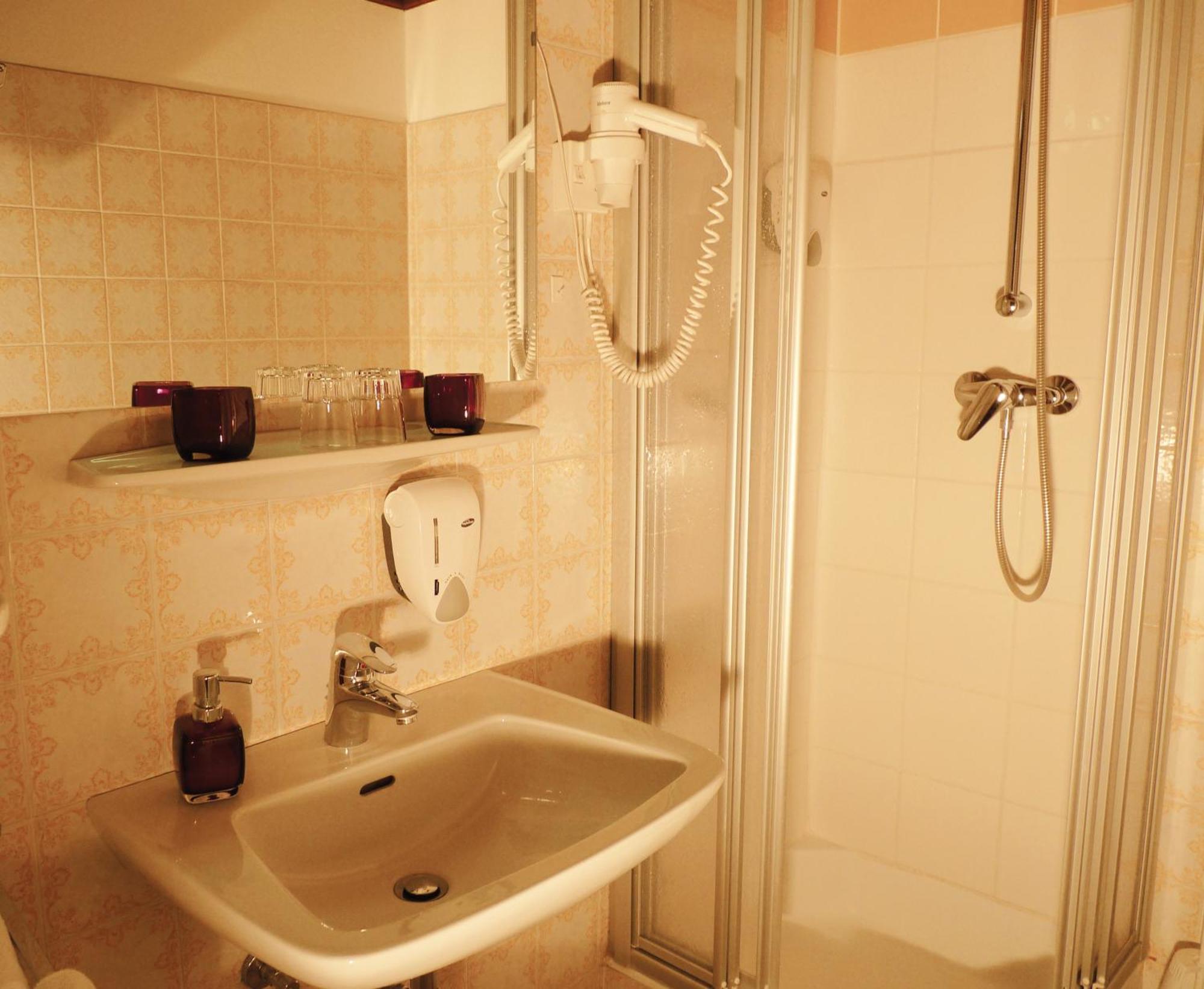Hotel Garni Wieshof Рауріс Екстер'єр фото